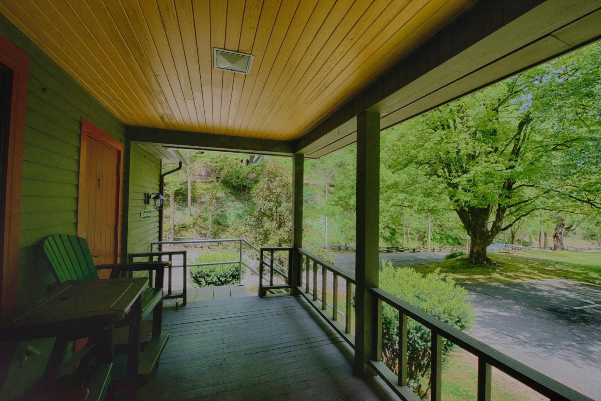 Historic Tapoco Lodge Resort Exterior photo