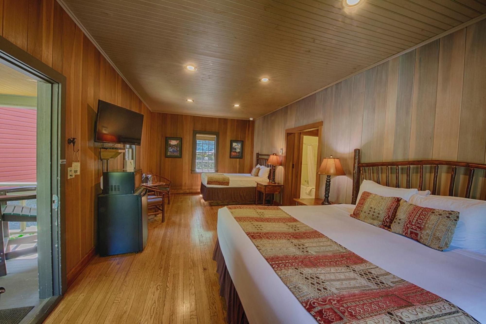 Historic Tapoco Lodge Resort Exterior photo