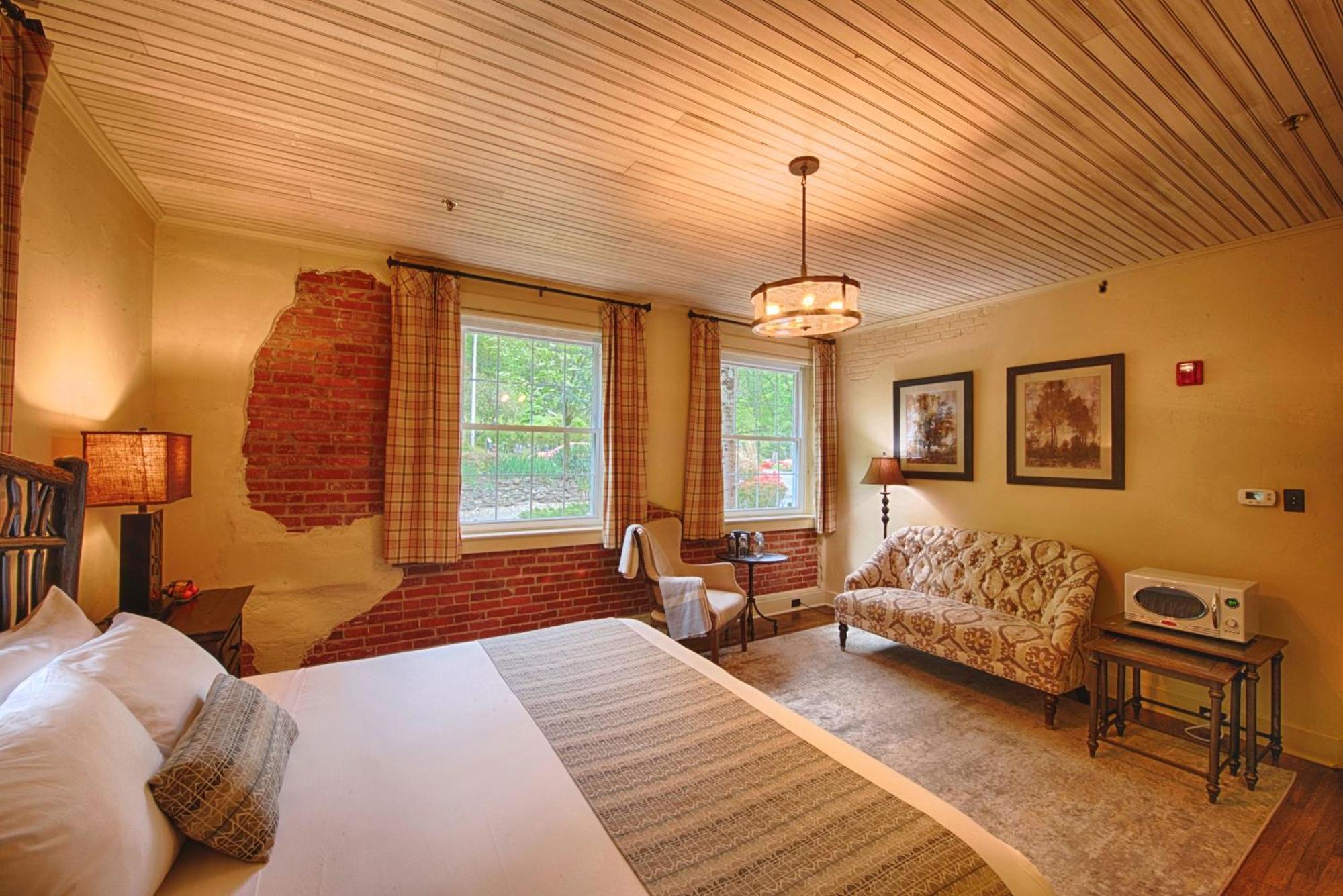 Historic Tapoco Lodge Resort Exterior photo